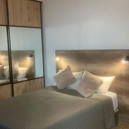 Studio Pres Des Grands Buffets, Narbona Esterno foto
